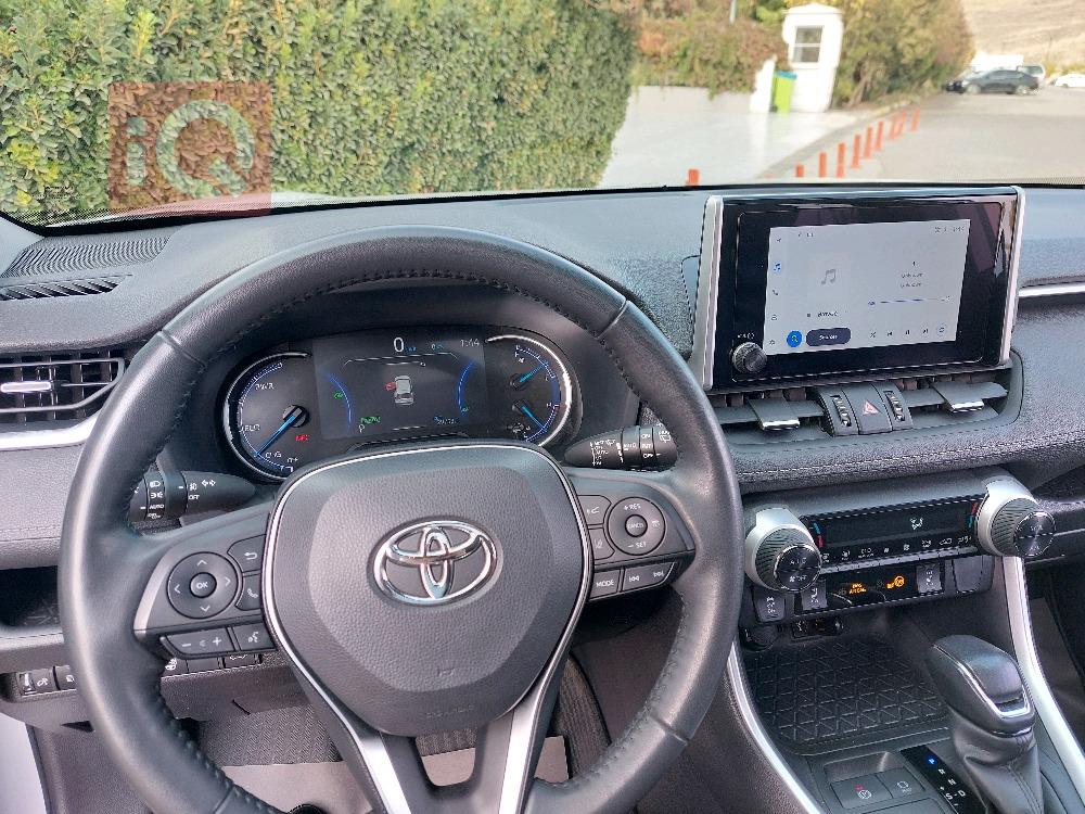 تويوتا راف 4